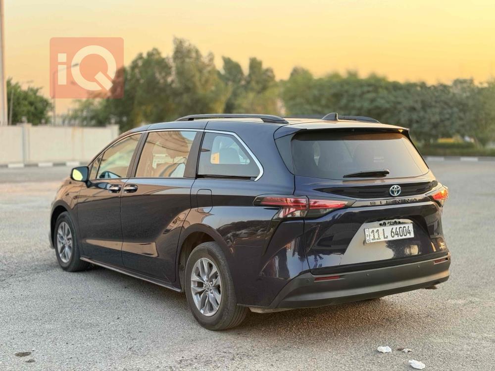 Toyota Sienna